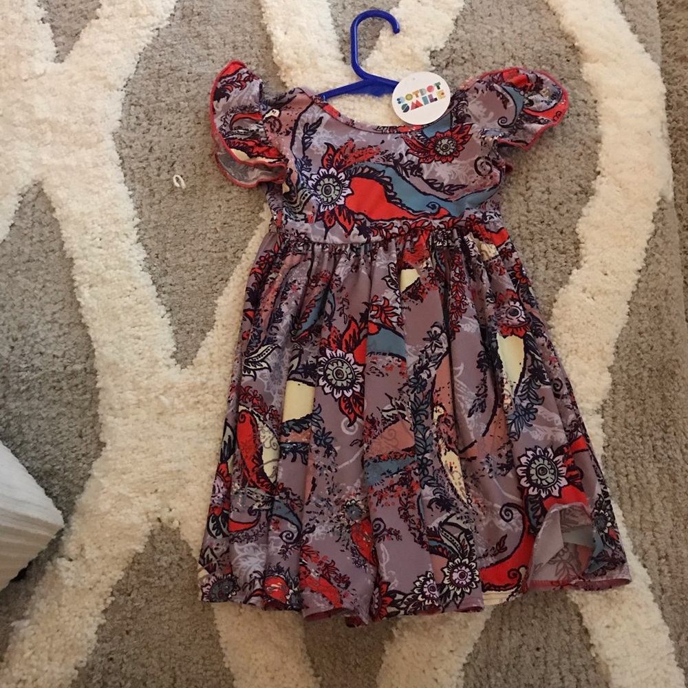 Dot dot smile dress